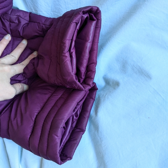 Like New Spyder girls down jacket size L 12-14 - Picture 7 of 11